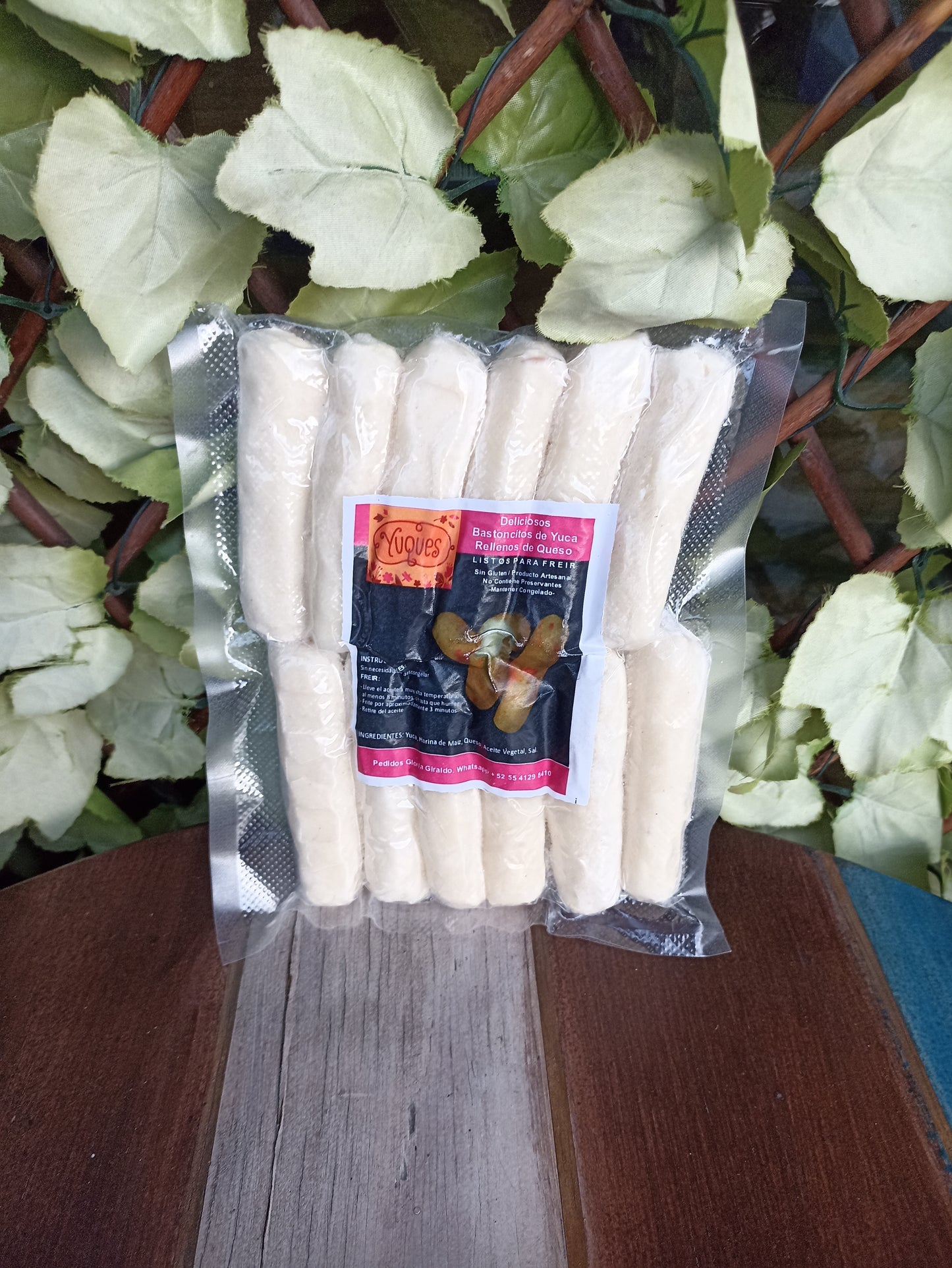 BASTONCITOS DE YUCA CON QUESO 12 UN YUQUES