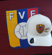 GORRA DE LA VINO TINTO, BLANCA UN